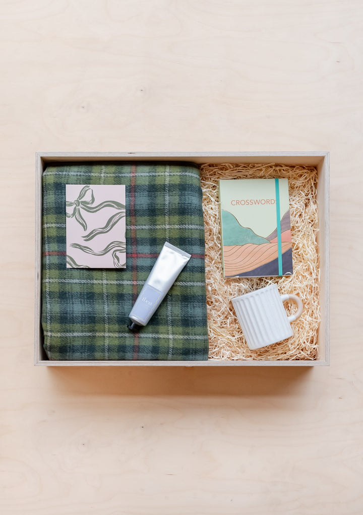 Ready-Made Cosy Gift Box