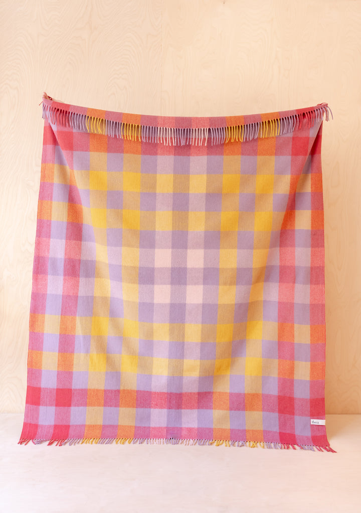 Recycled Wool Blanket in Lilac Gradient Gingham